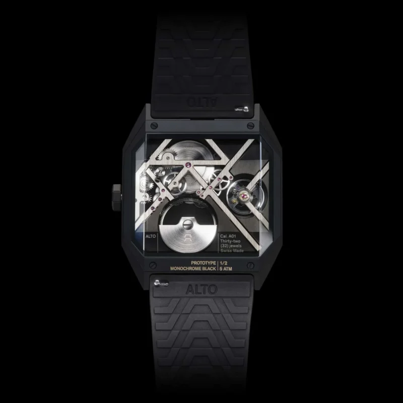 Alto Monochrome Black Back