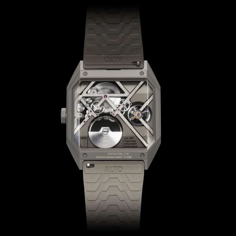 Alto Monochrome grey back 2